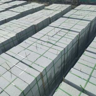 邢台 芝麻白1.8公分火烧300*600地铺，清仓大甩卖