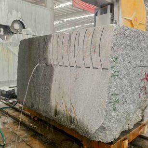 邢台 602，大花芙蓉白，绳锯加工弧形路沿石