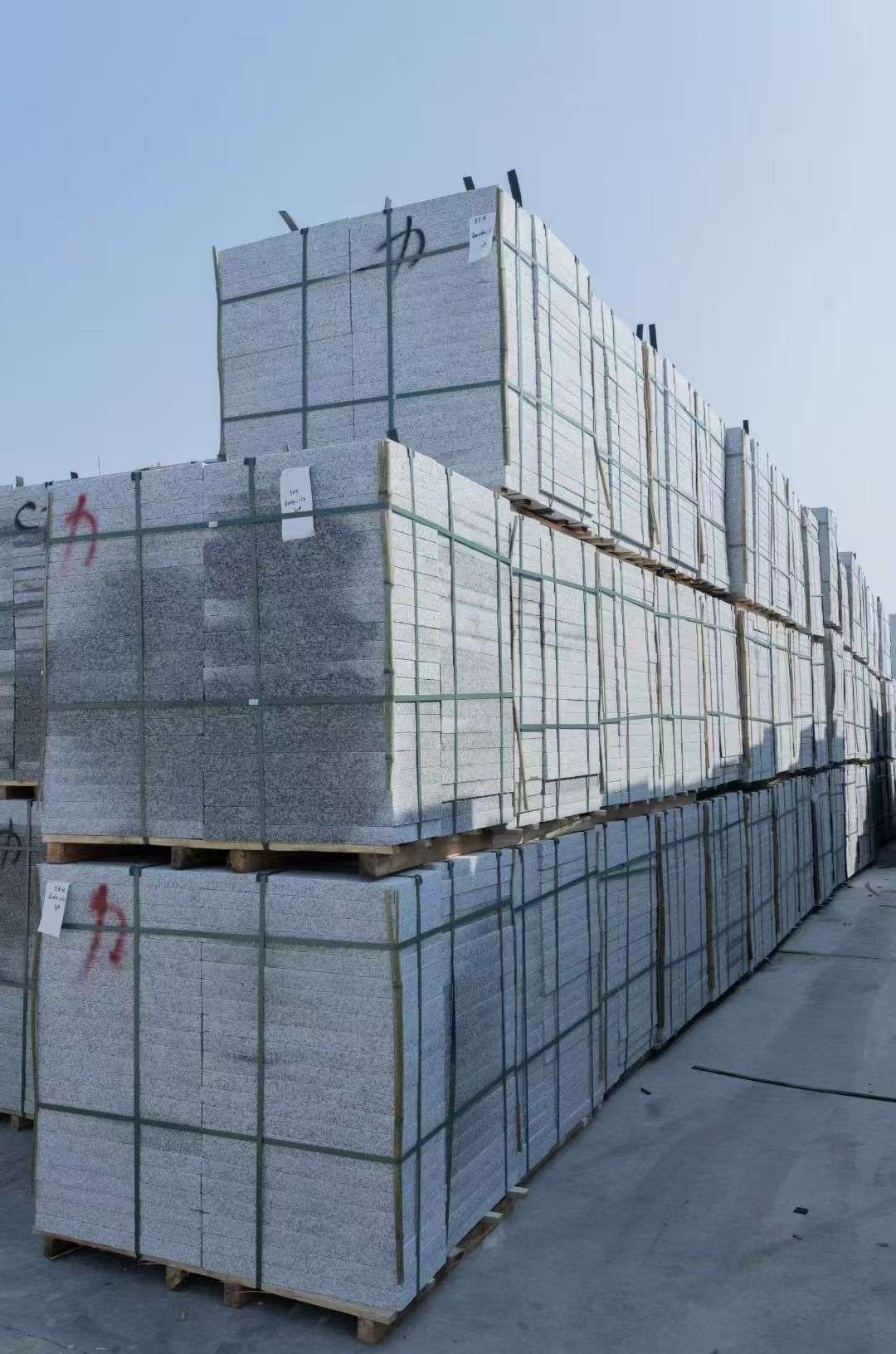 邢台 芙蓉白、大花白、小白花荔枝面成品地铺石