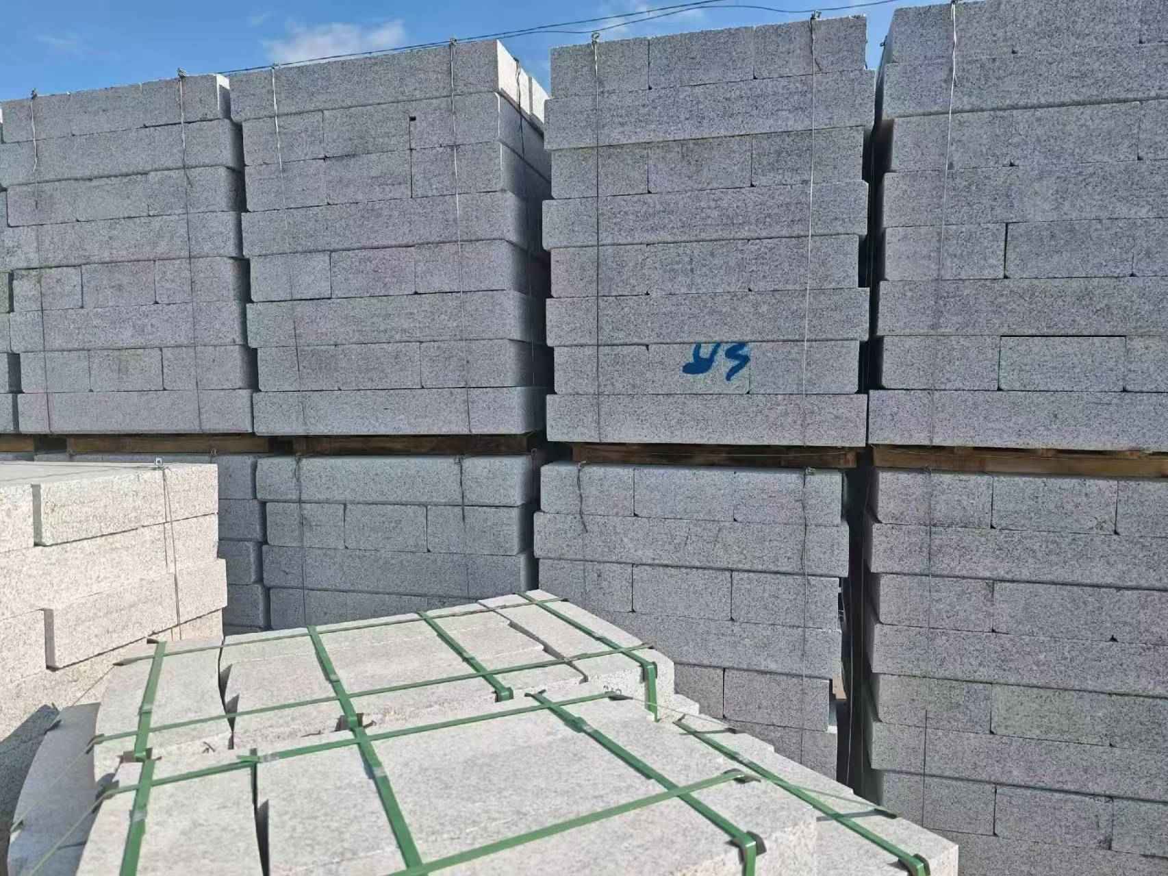 邢台 路沿石，路侧石-尺寸标准、颜色均匀