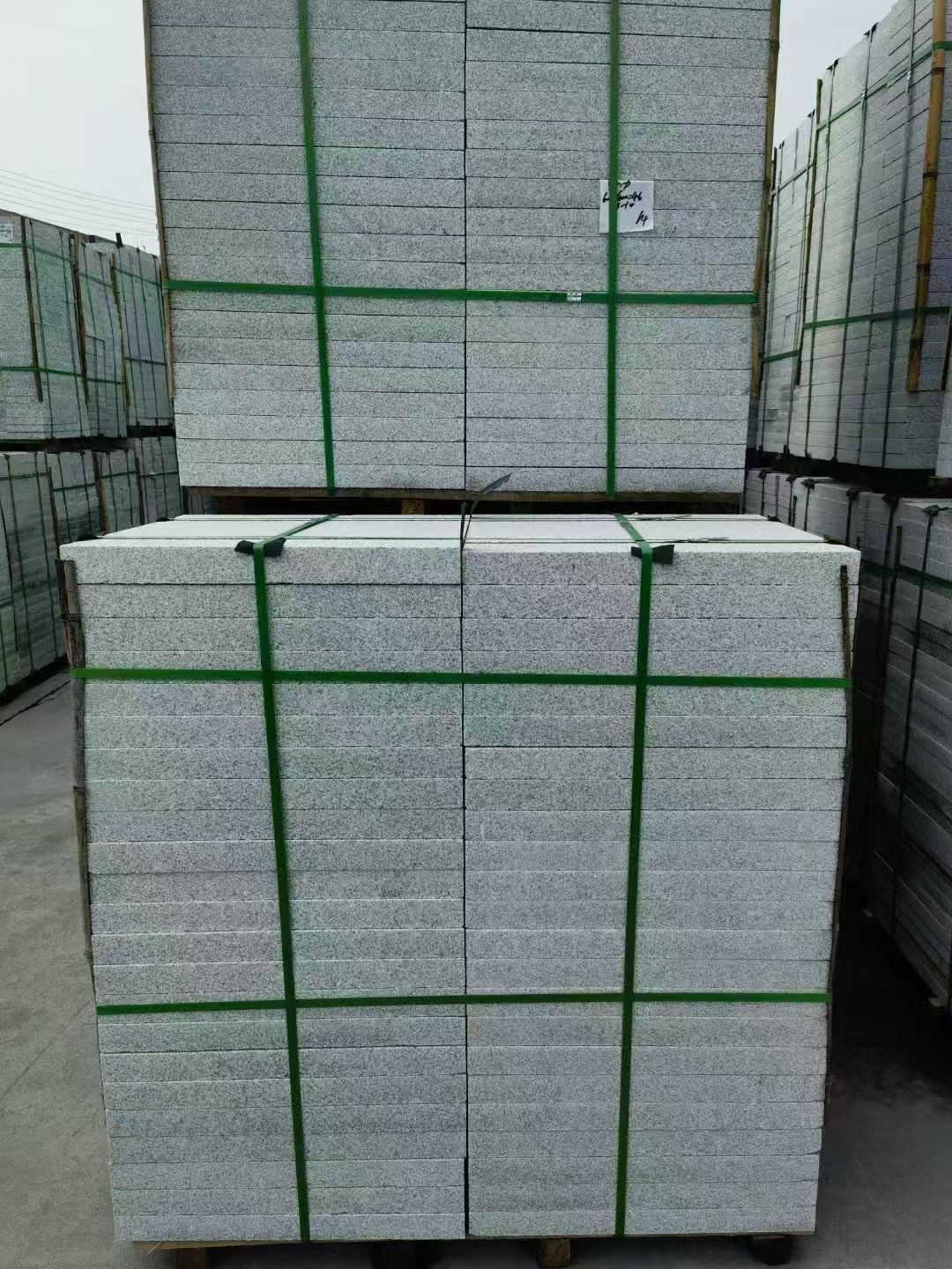 邢台 火烧面地铺石，街道广场园林市政工程板，1.8~5.0厚均有现货