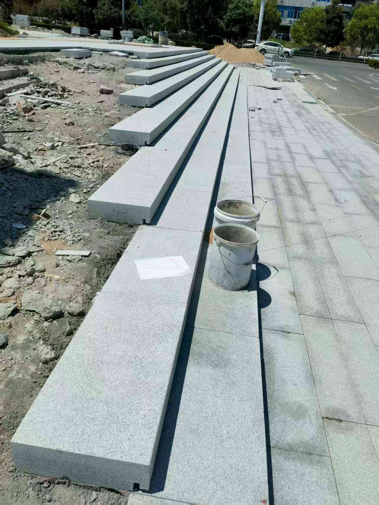 邢台 芝麻白整石台阶，施工现场