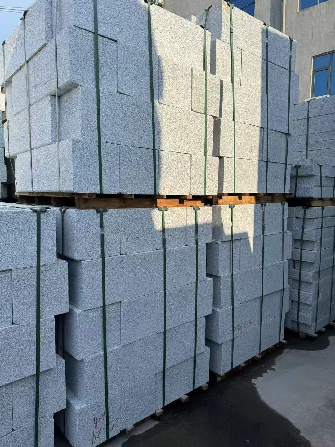 邢台 芝麻白路沿石